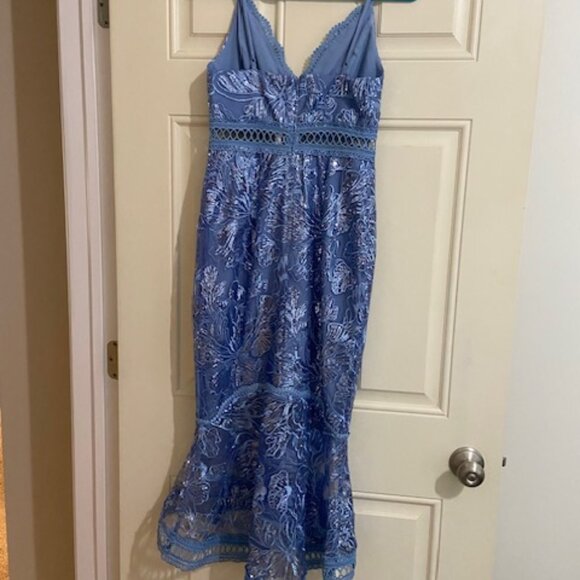 ASOS NWT Periwinkle Blue Floral Sequin Crochet Pencil Mermaid Midi Dress Size 4 - Picture 5 of 7